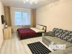 1-к квартира, посуточно, 42м2, 1/1 этаж