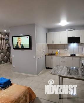 Студия квартира, посуточно, 30м2, 6/9 этаж