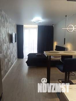 Студия квартира, посуточно, 28м2, 15/18 этаж