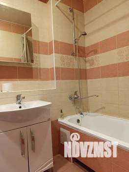 1-к квартира, посуточно, 42м2, 18/25 этаж