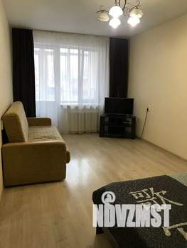 1-к квартира, посуточно, 40м2, 2/9 этаж