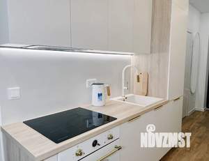 Студия квартира, посуточно, 31м2, 8/18 этаж