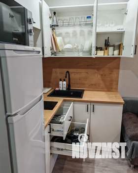 Студия квартира, посуточно, 30м2, 3/17 этаж