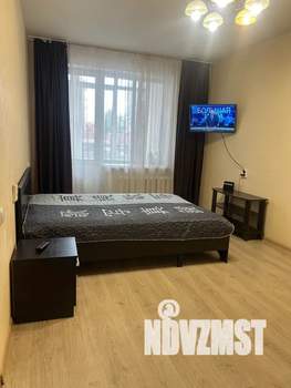 1-к квартира, посуточно, 40м2, 2/9 этаж
