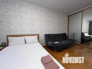 1-к квартира, посуточно, 36м2, 6/9 этаж