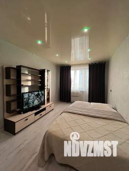 1-к квартира, посуточно, 33м2, 9/9 этаж