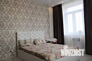 2-к квартира, посуточно, 80м2, 1/1 этаж