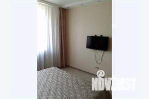 2-к квартира, посуточно, 52м2, 13/16 этаж