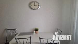 1-к квартира, посуточно, 40м2, 4/6 этаж