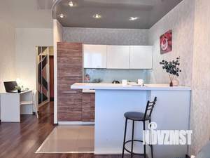 Студия квартира, посуточно, 36м2, 10/10 этаж