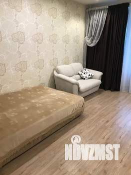 1-к квартира, посуточно, 35м2, 5/15 этаж