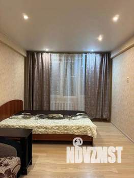 1-к квартира, посуточно, 32м2, 1/1 этаж