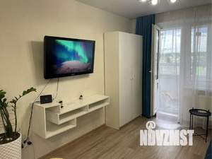 Студия квартира, на длительный срок, 28м2, 3/17 этаж