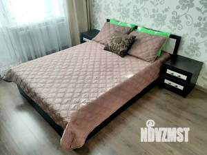 Студия квартира, посуточно, 29м2, 3/17 этаж