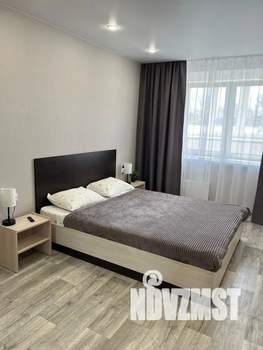 1-к квартира, посуточно, 37м2, 7/10 этаж