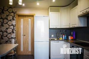 1-к квартира, посуточно, 40м2, 10/10 этаж