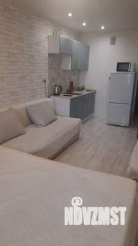 Студия квартира, посуточно, 28м2, 5/17 этаж