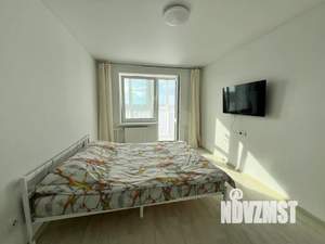 1-к квартира, посуточно, 40м2, 15/18 этаж