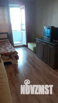 Студия квартира, посуточно, 28м2, 16/17 этаж