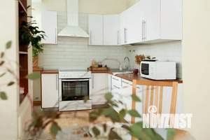 1-к квартира, посуточно, 56м2, 1/1 этаж