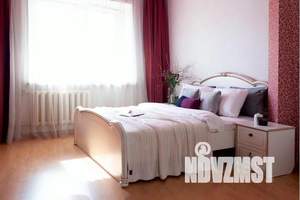 2-к квартира, посуточно, 44м2, 1/10 этаж