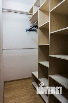 1-к квартира, посуточно, 42м2, 9/16 этаж