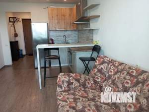 Студия квартира, посуточно, 26м2, 6/17 этаж