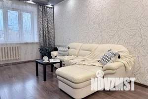 2-к квартира, посуточно, 52м2, 3/5 этаж