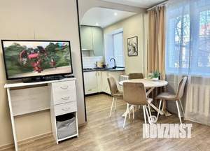 1-к квартира, посуточно, 43м2, 2/4 этаж