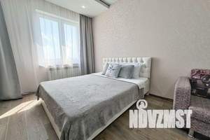1-к квартира, посуточно, 40м2, 16/22 этаж