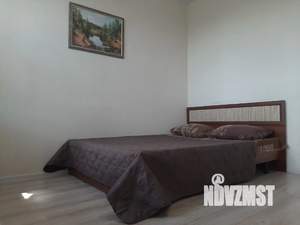 1-к квартира, посуточно, 40м2, 13/19 этаж