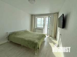 1-к квартира, посуточно, 40м2, 15/18 этаж