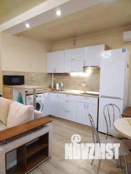 Студия квартира, посуточно, 34м2, 5/8 этаж