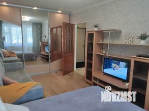 1-к квартира, посуточно, 33м2, 1/9 этаж