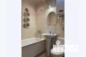 1-к квартира, посуточно, 42м2, 1/9 этаж