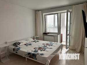 1-к квартира, посуточно, 40м2, 15/18 этаж