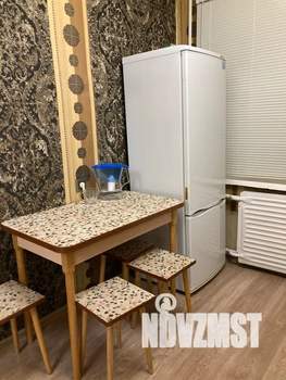 1-к квартира, посуточно, 40м2, 1/10 этаж