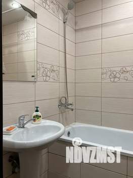 1-к квартира, посуточно, 43м2, 15/16 этаж