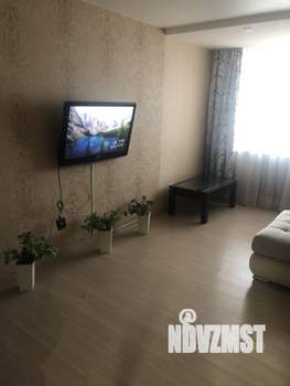 1-к квартира, посуточно, 42м2, 8/10 этаж