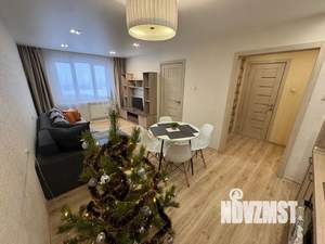 1-к квартира, посуточно, 42м2, 11/18 этаж