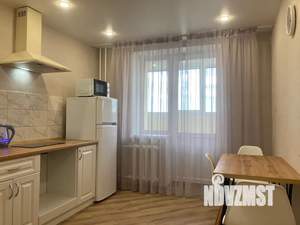 1-к квартира, посуточно, 40м2, 8/10 этаж