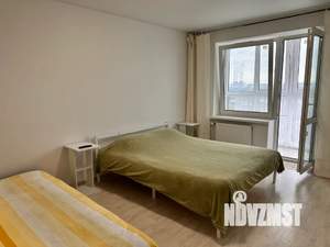 1-к квартира, посуточно, 40м2, 15/18 этаж