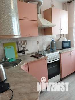 1-к квартира, посуточно, 36м2, 8/9 этаж