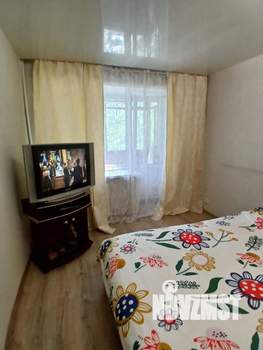 1-к квартира, посуточно, 33м2, 3/5 этаж