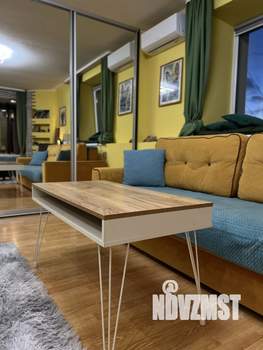 Студия квартира, посуточно, 40м2, 5/5 этаж