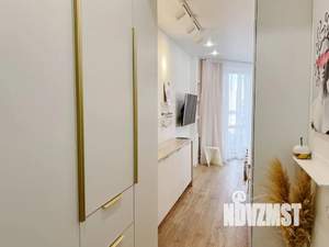 Студия квартира, посуточно, 31м2, 8/18 этаж