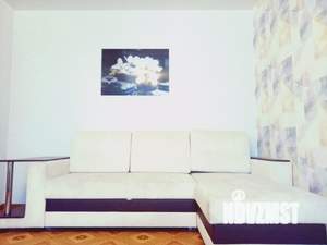 1-к квартира, посуточно, 40м2, 2/18 этаж