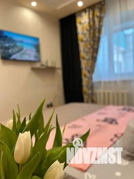 Студия квартира, посуточно, 40м2, 9/10 этаж