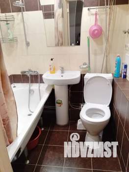 Студия квартира, посуточно, 26м2, 1/10 этаж