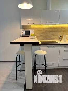 Студия квартира, посуточно, 25м2, 12/17 этаж